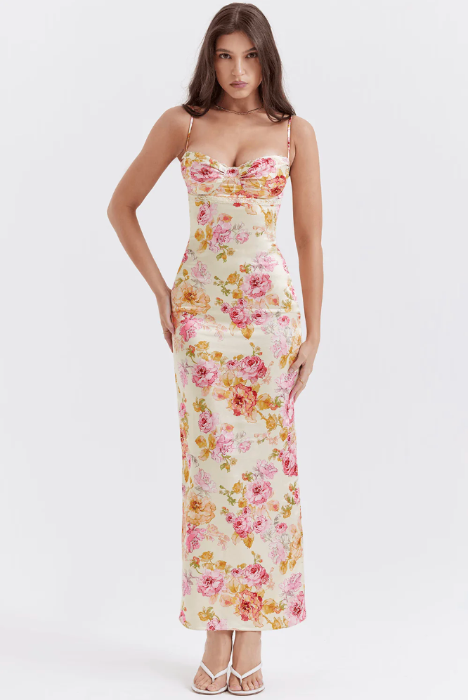 Della – Chic Maxi Dress